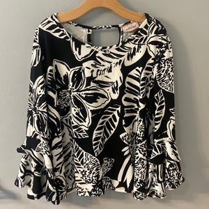 long sleep top with flowy sleeves